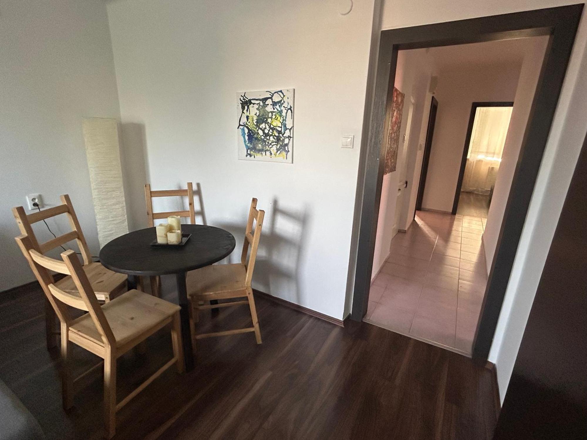 Apartman Rose Dunajská Streda Buitenkant foto